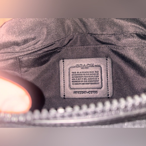 Coach track belt bag in signature canvas - Picture 2 of 7